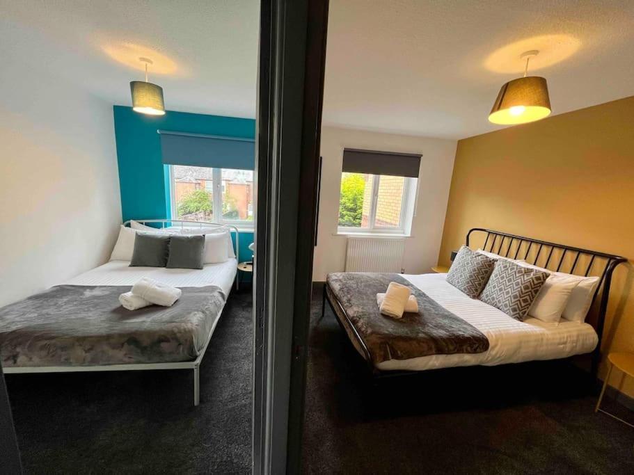 3 Bedroom House With Parking Manchester Eksteriør bilde